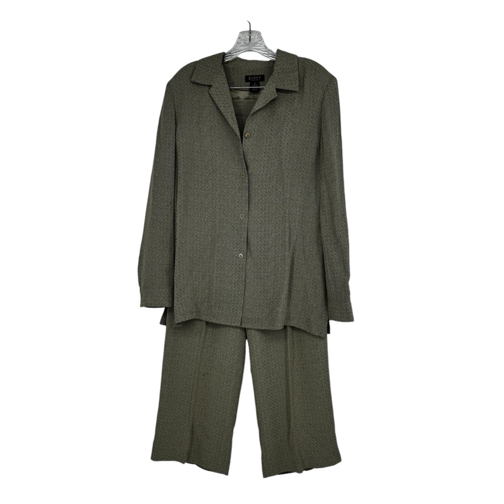 *Women’s Vintage Grace Dane Lewis Size 8/10 2-Piece Black/Tan Jacket/Pants Suit